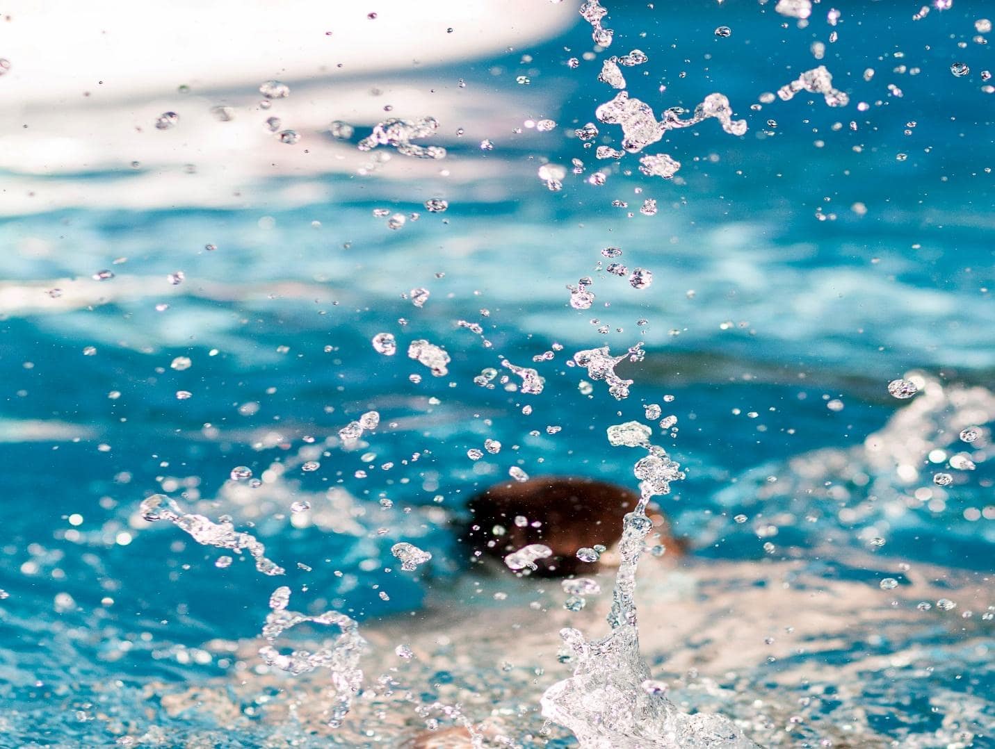 Who Can You Sue Following a Submersion Incident in a Swimming Pool?