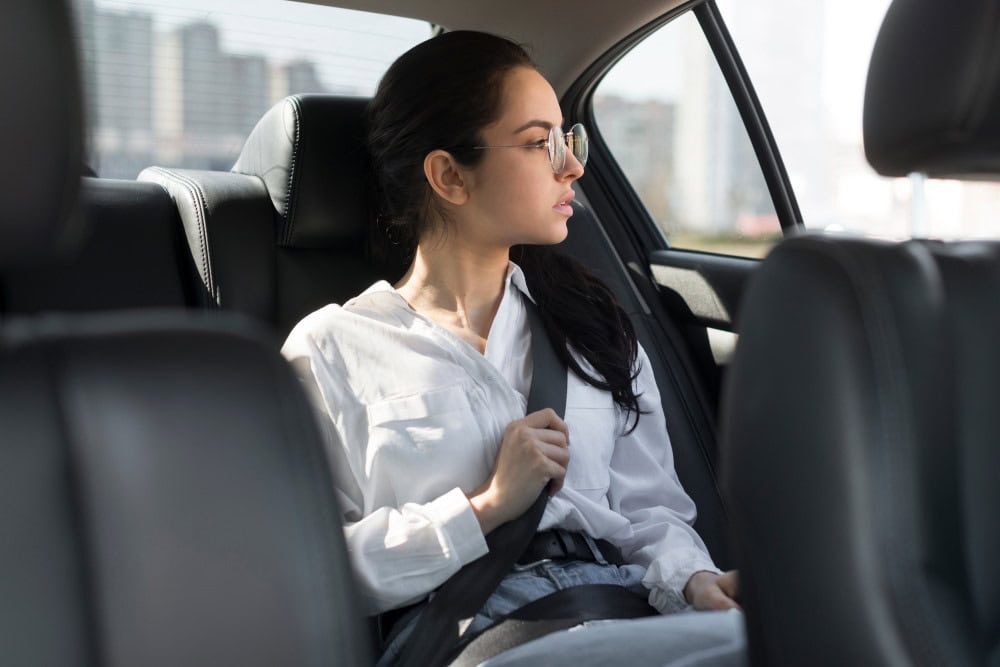 can a passenger sue the driver in an accident
