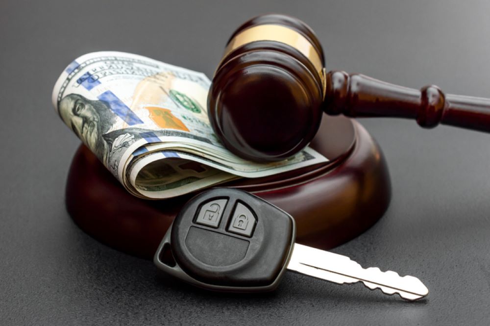 do i have to pay taxes on car accident settlement